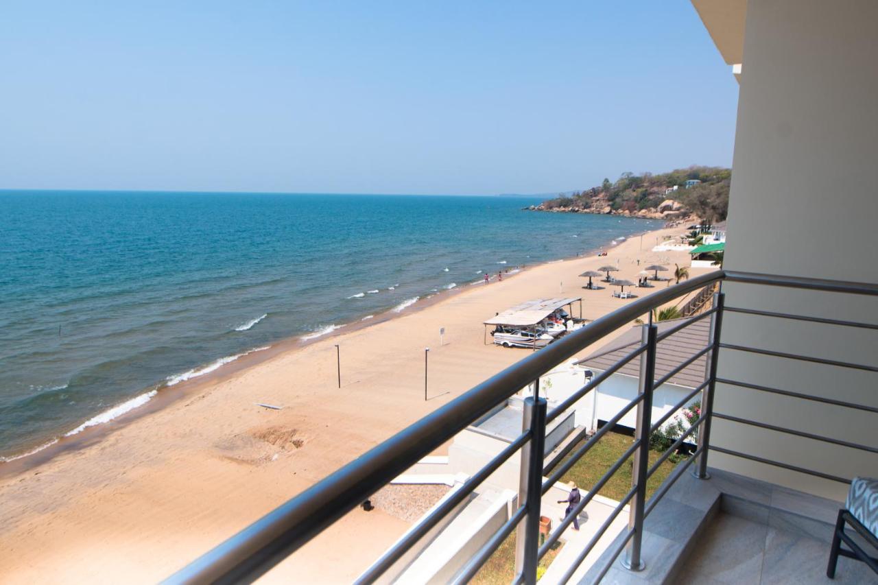 Sunbird Waterfront Hotel Salima Luaran gambar